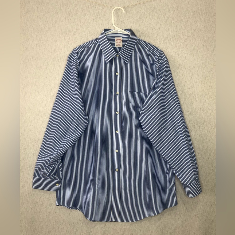 Brooks Brothers Shirt Men’s 16-33 Traditional Fit Non Iron Striped Dress Shirt